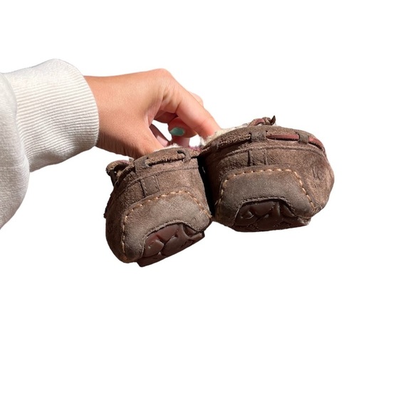 Ugg Shoes | Ugg Moccasin Dakota Slipper Slip On Sz 7 Brown - Picture 7 of 9